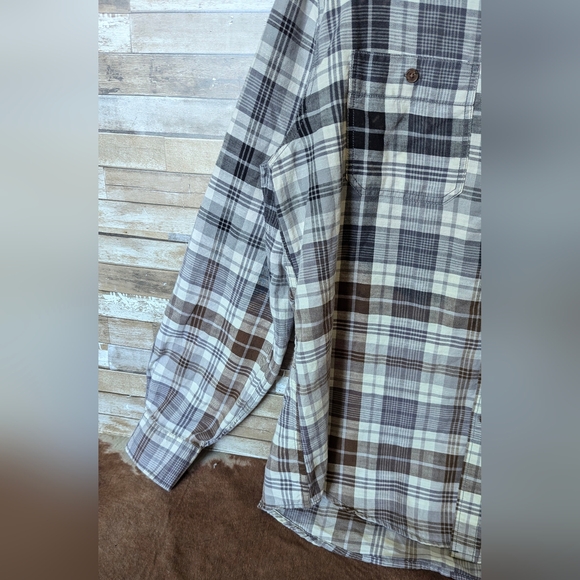 Kansas City Chiefs Upcycled Handcrafted Dip Dye Bleach Button Down Shirt - Picture 14 of 15